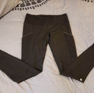 lululemon Black Running Tights Zipper in back